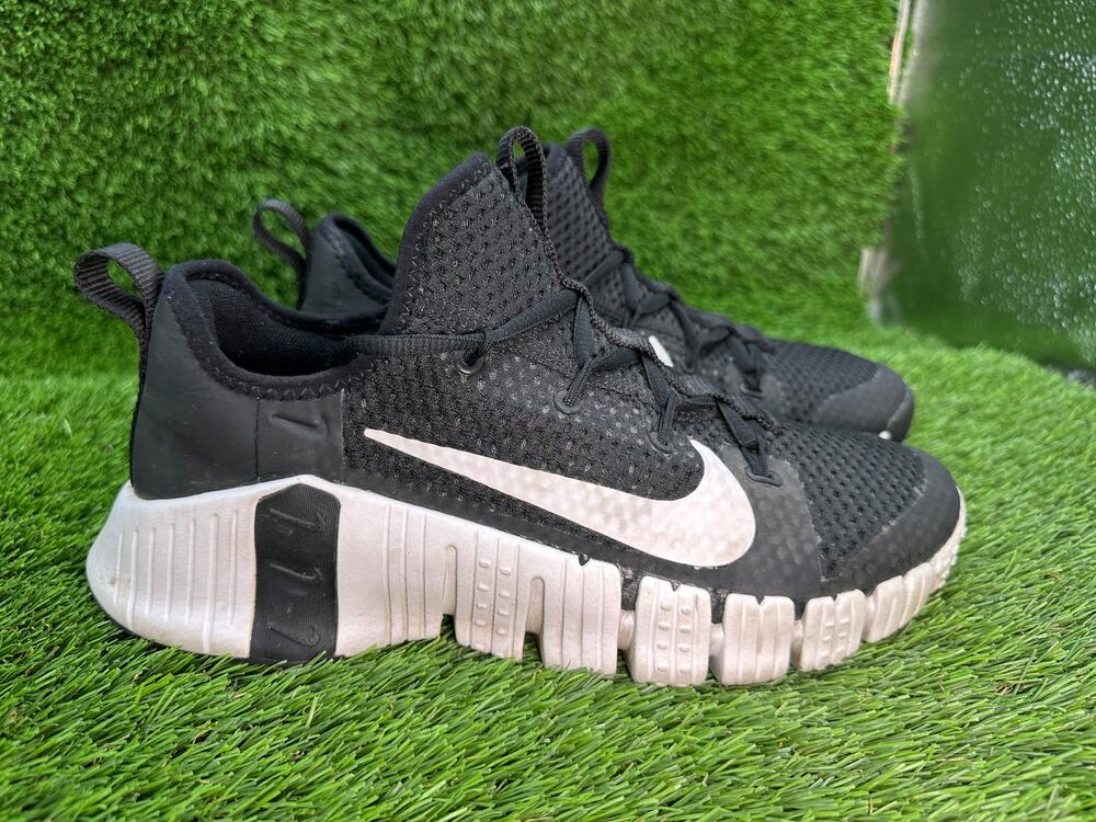 Nike Free Metcon 3 CJ0861-010 Athletic Sneaker Mens 9 Black Mesh Running Jogging